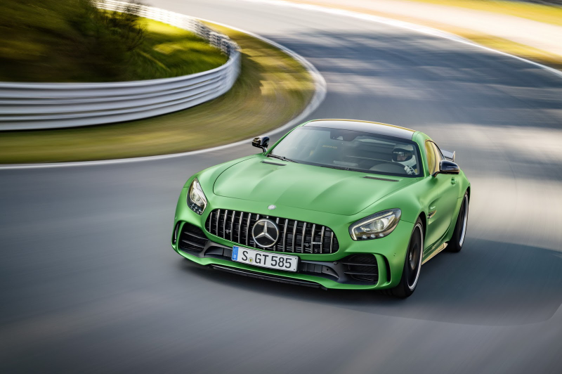 Illustration for article titled Mercedes-AMG GT R: This Is More Of It (And My God Is It Green)